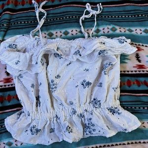 American Eagle Ruffled Crop Top size xs